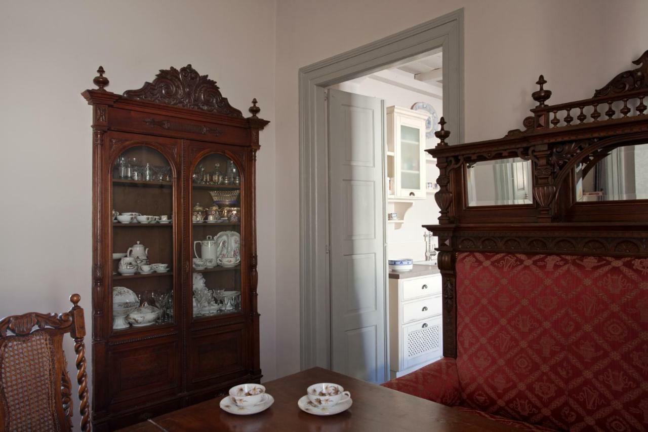 포시드호니아 Dellagracia Mansion In Poseidonia Syros 빌라 외부 사진