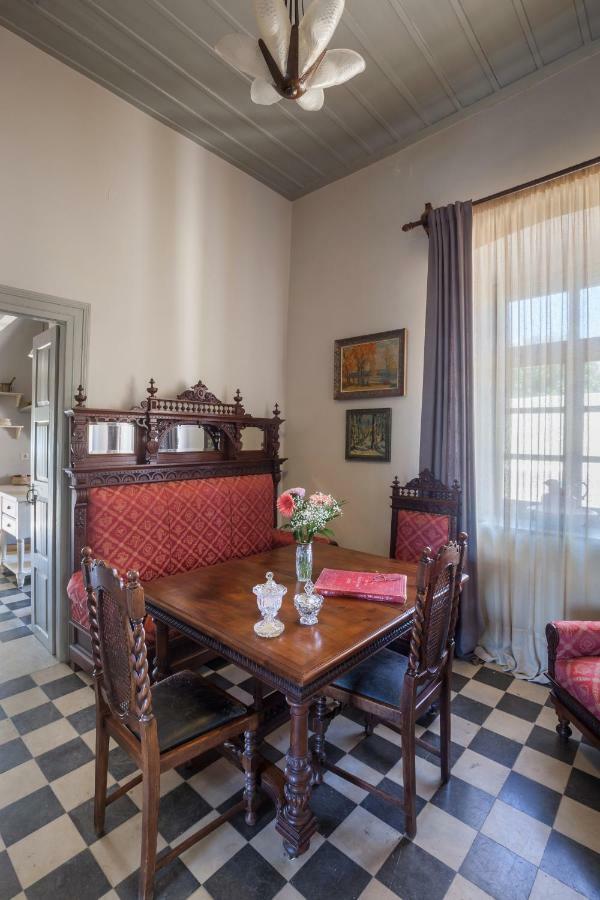 포시드호니아 Dellagracia Mansion In Poseidonia Syros 빌라 외부 사진