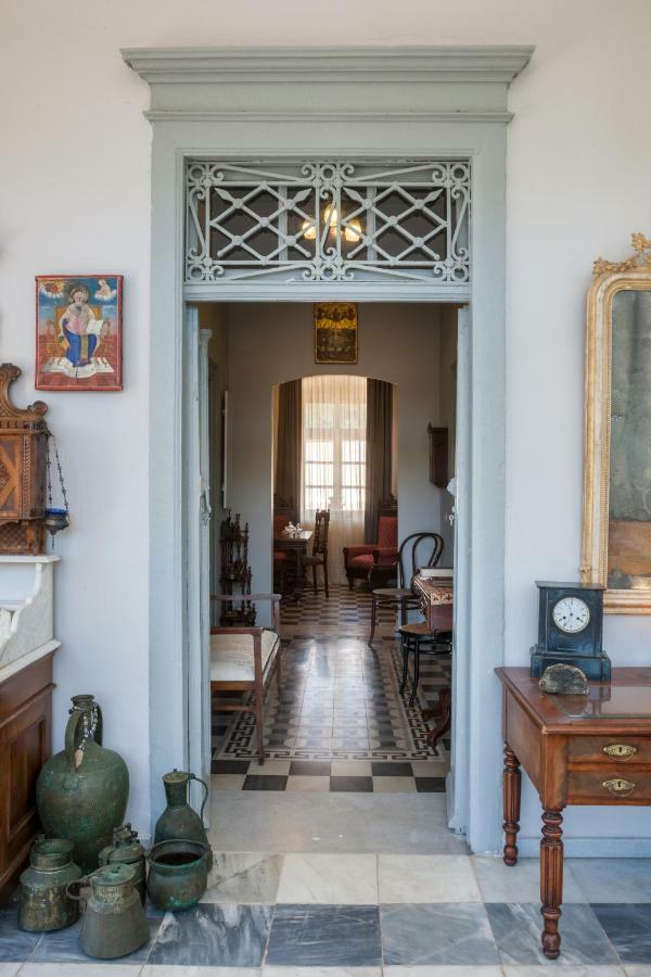 포시드호니아 Dellagracia Mansion In Poseidonia Syros 빌라 외부 사진