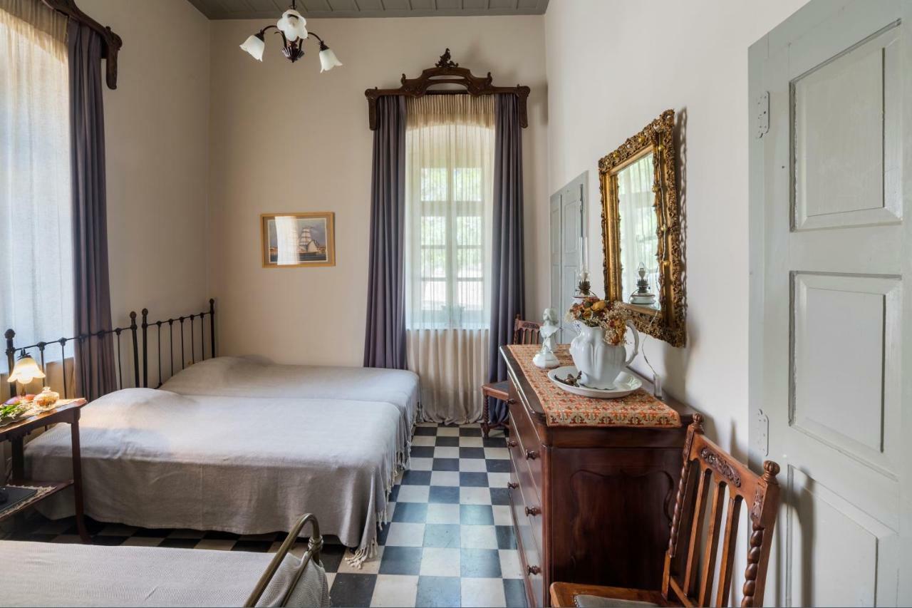 포시드호니아 Dellagracia Mansion In Poseidonia Syros 빌라 외부 사진